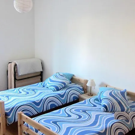 Apartment 2 Bedrooms Appartement At Esposende 300 M Away From The Beach With Shared Pool Enclosed Garden And Wifi *